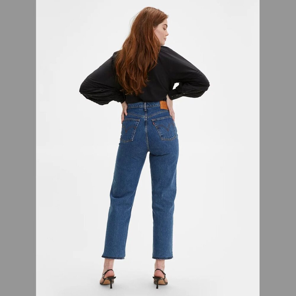 Levis Ribcage Straight Ankle Stretch Jeans - Picture 11 of 13
